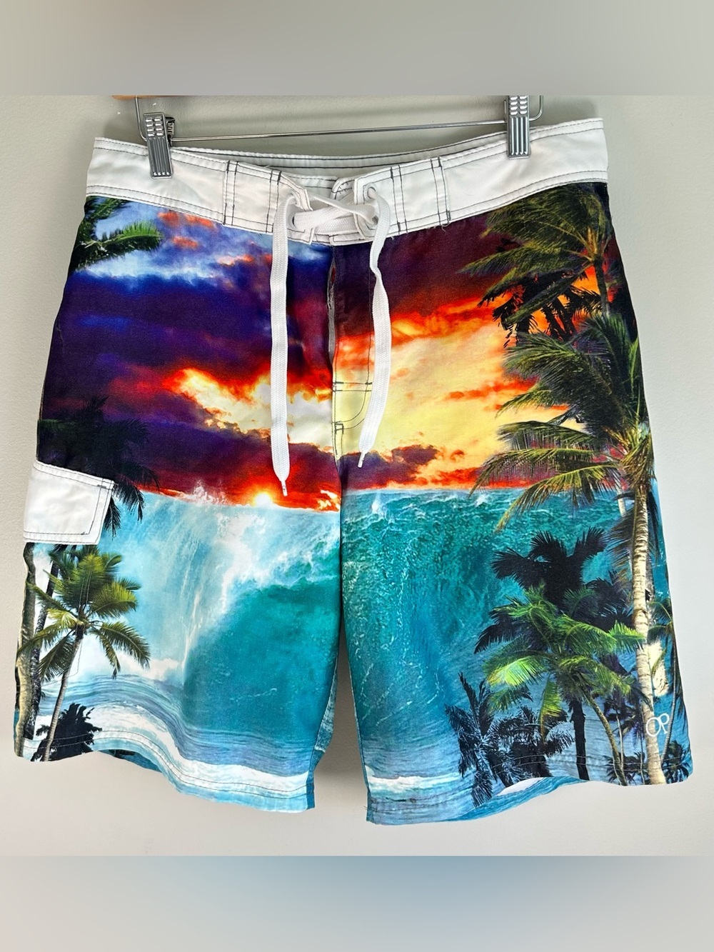 Vintage Op Ocean Pacific Men’s Board Shorts 32 Tropical Sunset Surf AOP Print